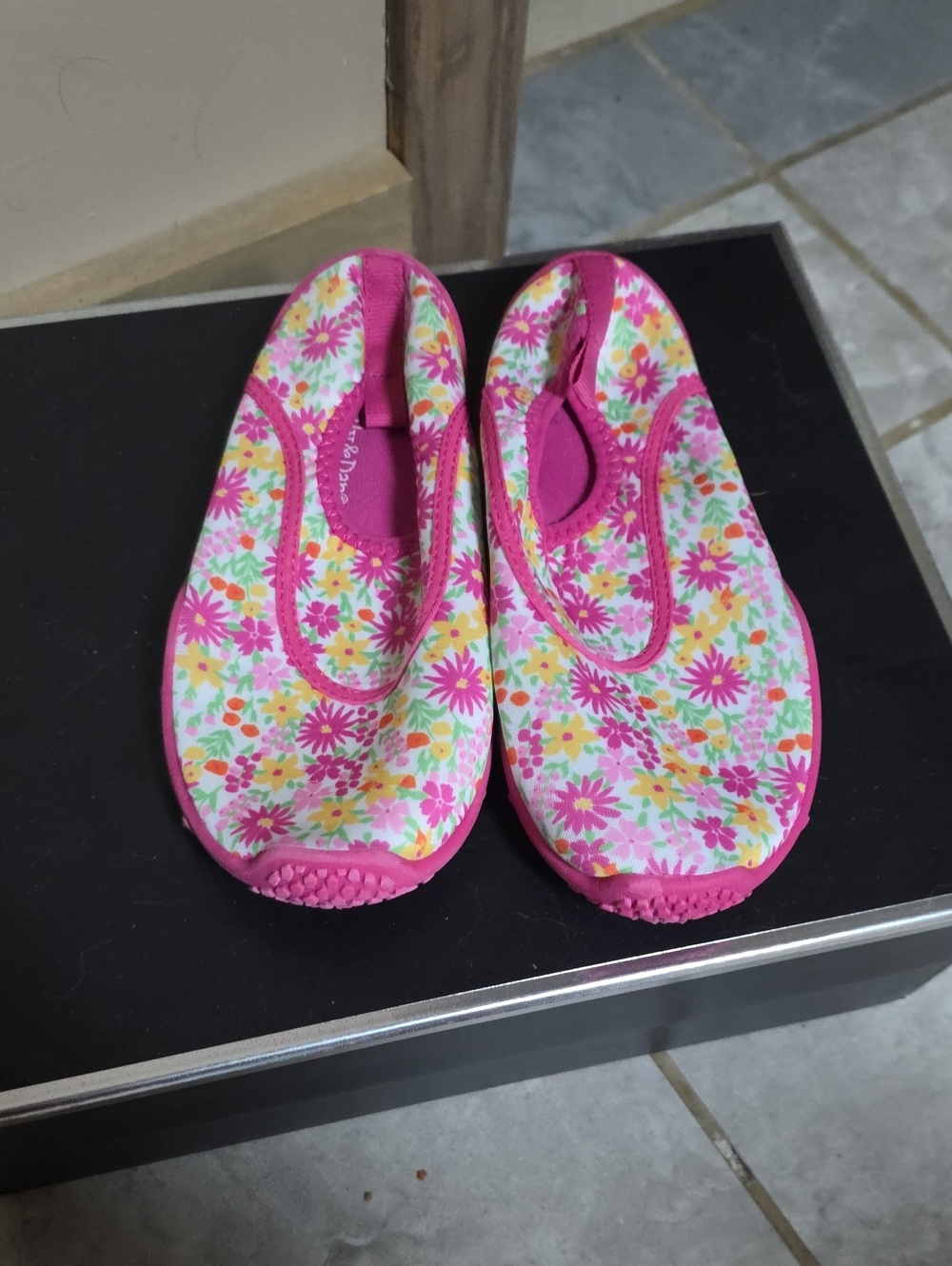 Girls' Pink Floral Slip-On Water Shoes
